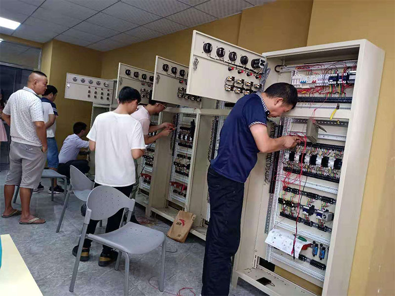 電工三板斧必須要學會 電工三板斧必須要學會