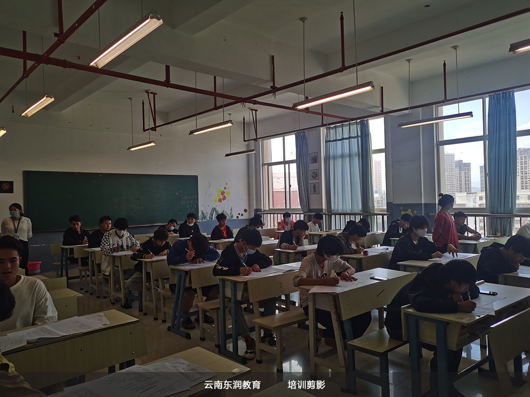 我校五月份汽車維修師考試培訓 云南東潤培訓學校五月份汽車維修師考試培訓