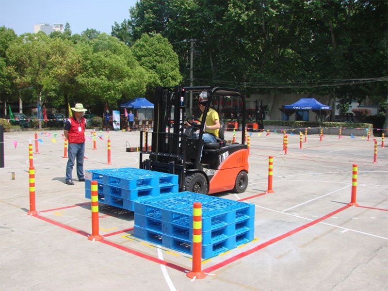 叉車司機駕駛基本知識,云南叉車考證找哪家機構好? 叉車司機駕駛基本知識,云南叉車考證找哪家機構好?